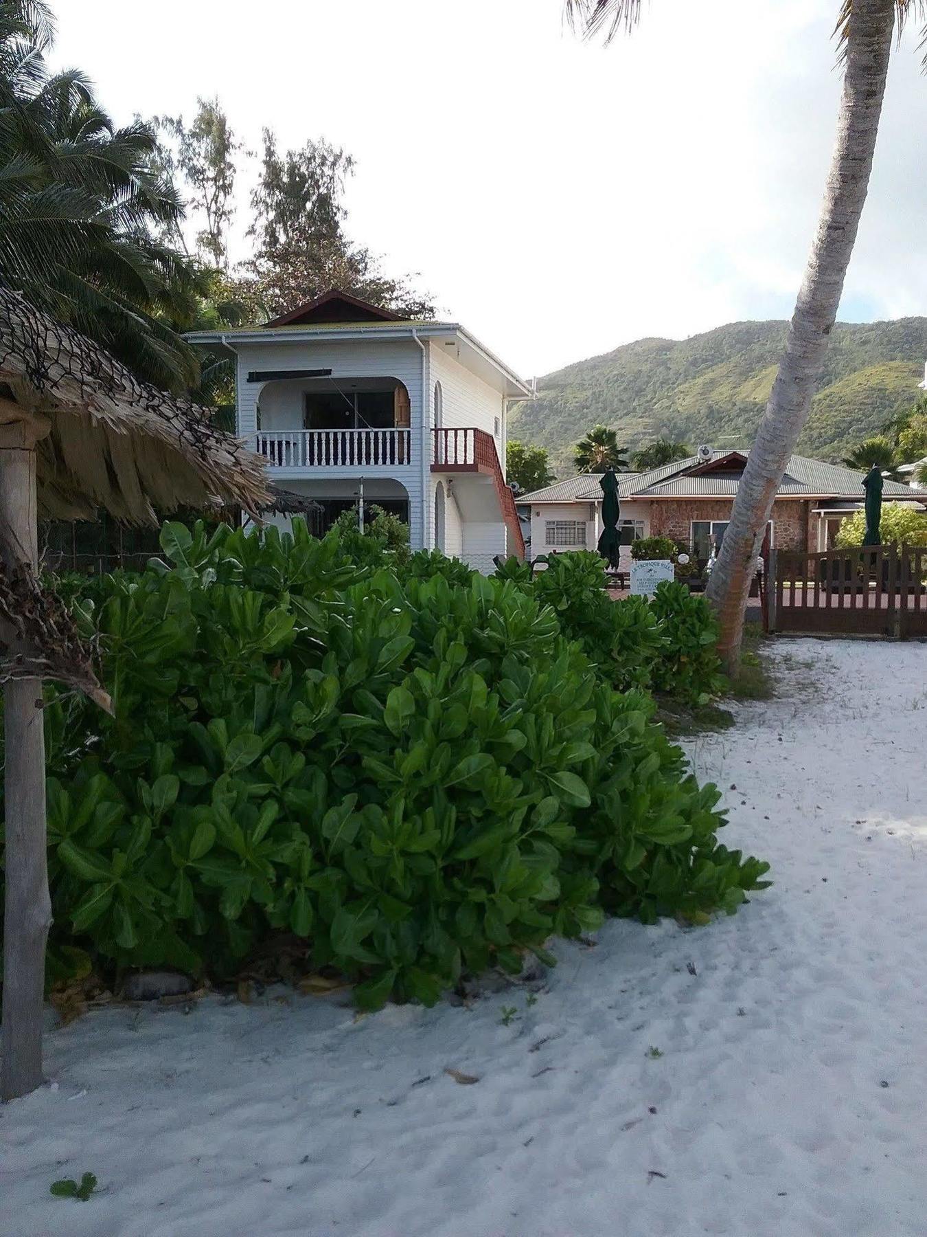 Le Tropique Villa (Adults Only) Grand Anse  Exterior photo